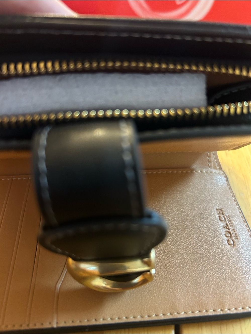 Coach Black Leather Wallet with Gold Horseshoe Buckle - Picture 4 of 5